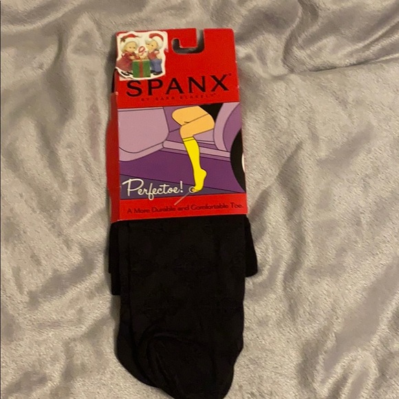 NWT Gaim Yoga Socks and Spanx Knee Sock Bundle 🧦 - Picture 8 of 11